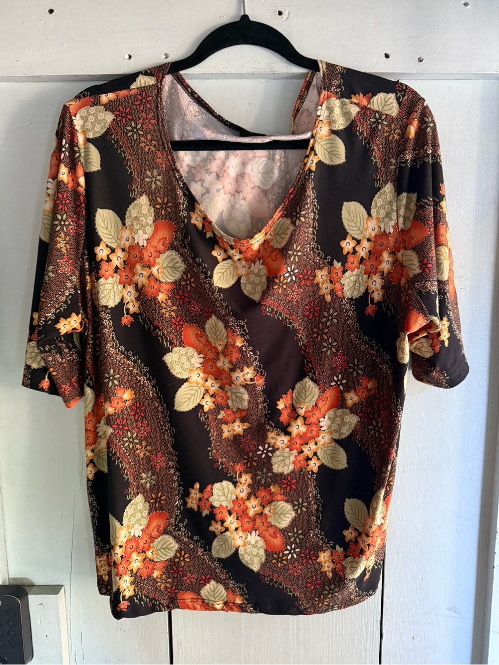Women’s Floral V-Neck Top